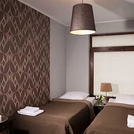 Apartament Kasztanowy *